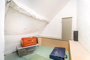 Photo 35- click for photo gallery